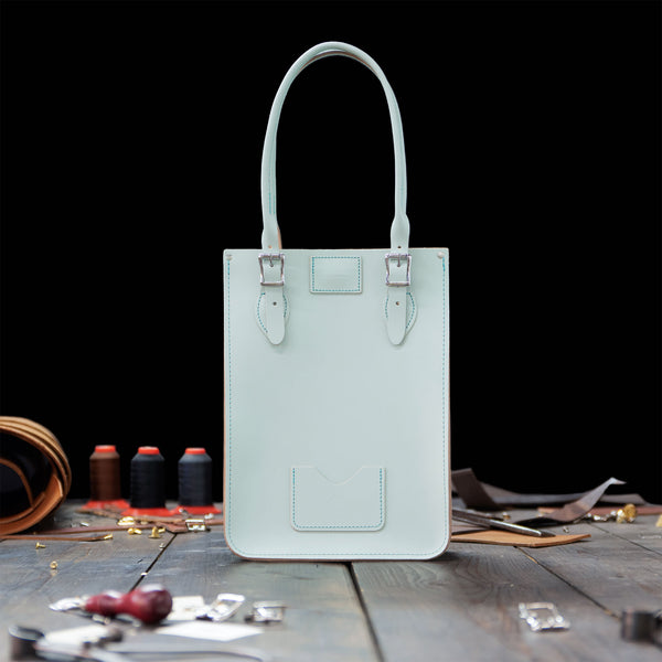 ★TOUT Y EST★ 3pm small tote bag NR3SKT025BEW SUG-LIM-MTOTE-SH_PGC9401-3-