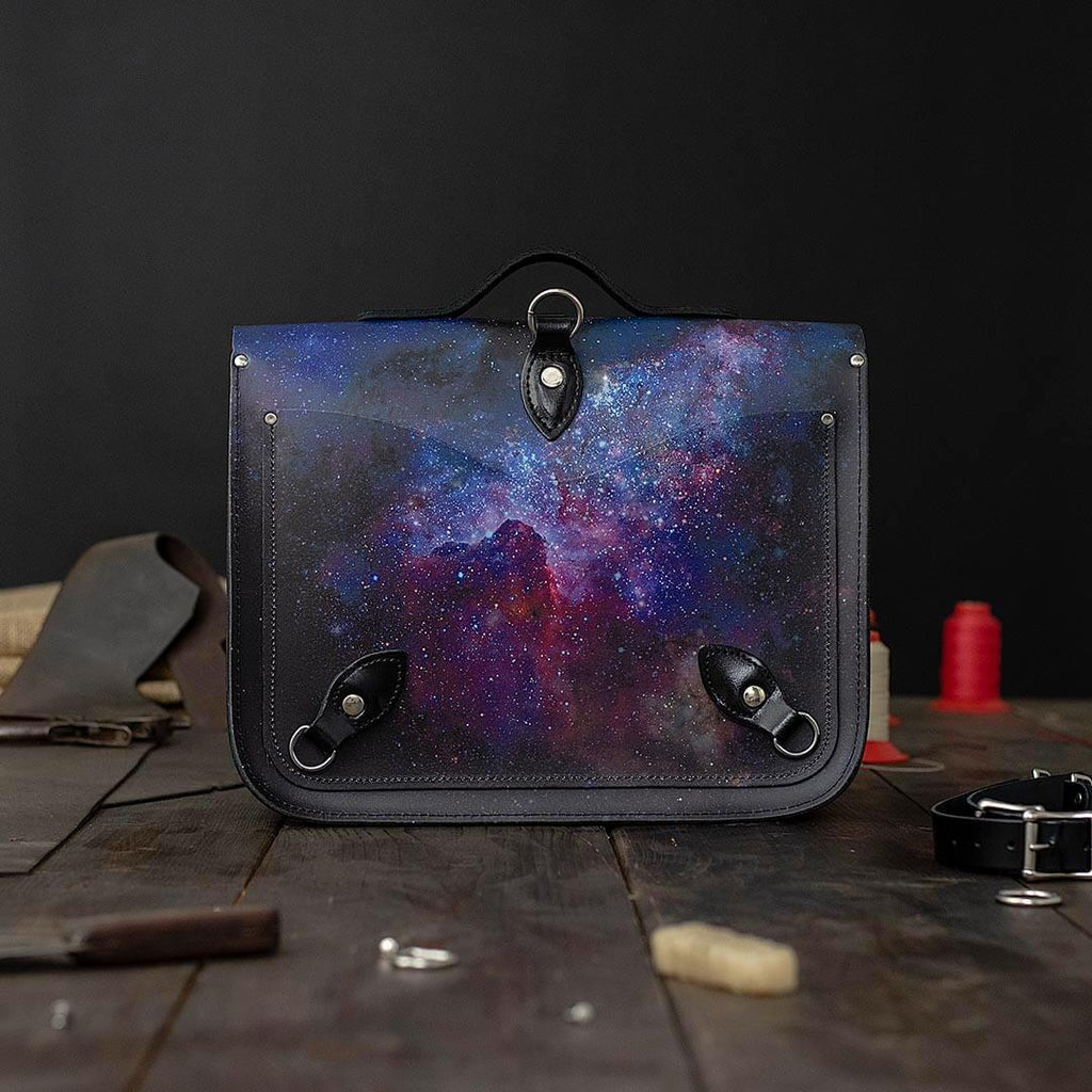 15 Inch HD Digitally Tanned Space Case – The Leather Satchel Co. (USA)